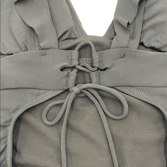 Robin Piccone Ruffled Sleeve One Piece - NWOT - Picture 7 of 9